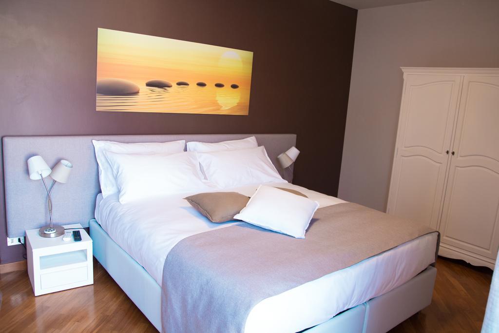 Casa Agnese Bed and Breakfast Άλμπα Δωμάτιο φωτογραφία