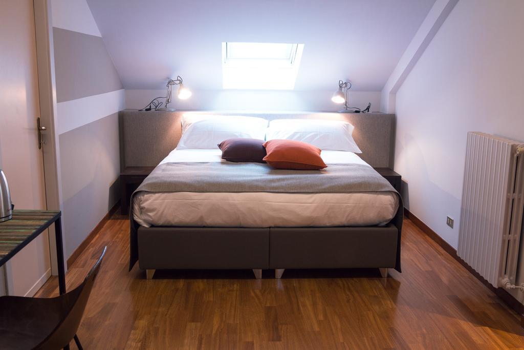 Casa Agnese Bed and Breakfast Άλμπα Δωμάτιο φωτογραφία